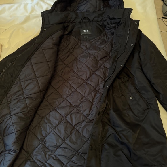 TNA Oversized Quilted Jacket in Black - Picture 3 of 8
